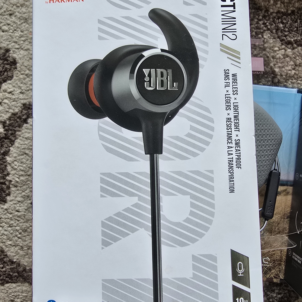 JBL Black Wireless Earbuds